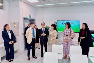 Chinese ambassador to Spain visited BIC EURONOVA3