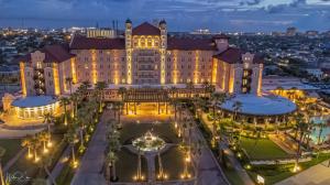 This Halloween, the historic Grand Galvez, the “Queen of the Gulf” and Texas’ most famously haunted hotel, invites guests to cross into the supernatural for one unforgettable night where elegance meets the ethereal The historic, glamorous and hauntingly beautiful Grand Galvez in Galveston, TX