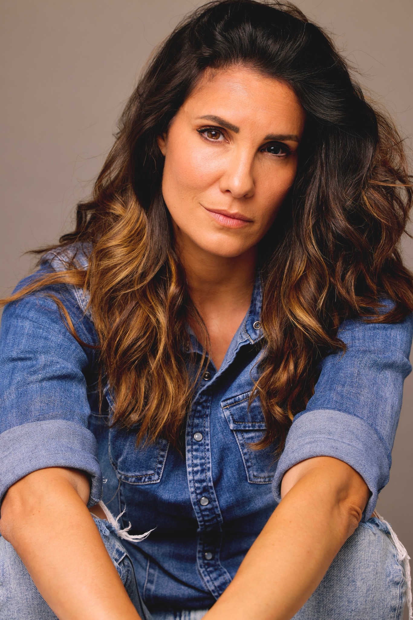 Daniela Ruah Fazendo O Portuguese American Actress Daniela Ruah Makes