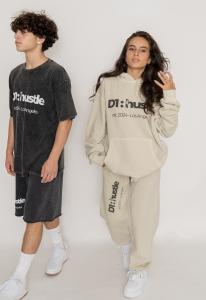 In a world where grit often separates dreams from reality, teenage siblings Ashton Bright (14) and Dakota Bright (19) are stepping into the arena—not just as athletes, but as entrepreneurs—with the launch of their new streetwear brand, D1: hustle Teen Sibling Co-founders Ashton Bright and Dakota Bright