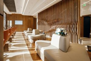 Modern Hospitality Atmosphere at CATRION Lounge