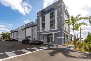 Great American Self Storage of Fort Myers Building