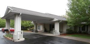 A simple, tender moment inside Twelve Oaks Assisted Living and Memory Care has reminded millions that love, and nurturing instincts never fade even as memory changes