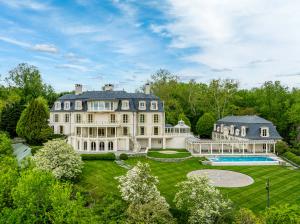 The Estate at River’s Edge | 11900 River Road - 2