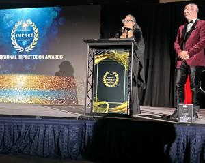 Rev. Jodi Suson Gives Her Acceptance Speech At The International Impact Awards Gala in Renaissance Phoenix Downtown Hotel, in Arizona
