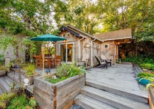 Sunset to Sunset Vacation Rentals