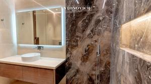 antonovich-palm23