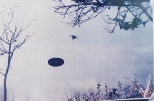 UFO / UAP chased by jet figher