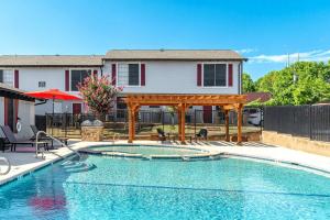 ResProp Management proudly expands its footprint in Fort Worth, taking the helm at Flats at Brentwood, a vibrant 180-unit community designed for modern living