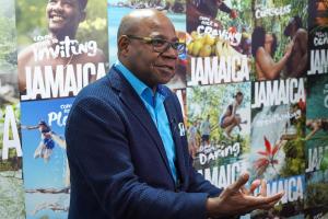 Jamaica Minister of Tourism, Edmund Bartlett, will keynote the holiday dinner and fundraiser.