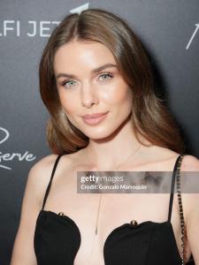 Amalfi Jets, one of the fastest-growing private aviation brands in the United States, hosted its exclusive Amalfi Jets Reserve event—an intimate yet high-profile gathering that brought together leading figures from the fashion world, top media representatives, business elite, and international influencers Oleksandra Mudra at Amalfi Jets Evening