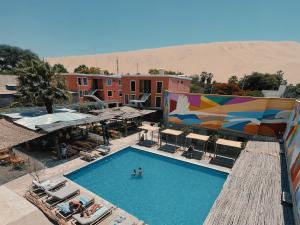 Viajero Hostels, la cadena líder de hostales en Latinoamérica, se ha consolidado como la opción preferida para viajeros que buscan más que un simple alojamiento Viajero Huacachina