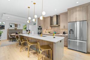 Calgary Short Term Stays Empire