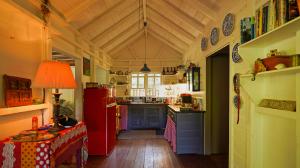 Bananas Cottage 1