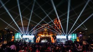 24341813 li auto celebrates egyptian lau