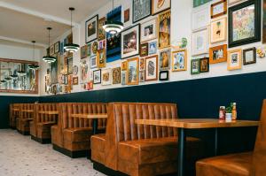 Smack Dab Chicago Inside