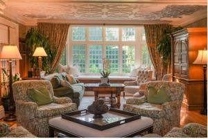 Drawing Room at The Baker House 1650 (photo credit: @mixmediaplus)