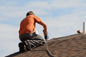 Nashville Roofing Compoany Roofer