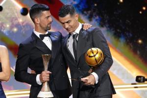 24402840 sporting icons cristiano ronald