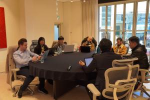 Korea Lighting CEO Dongwoo Lee conducts interviews with journalists from the United States, France, the United Arab Emirates, Taiwan, and Vietnam.