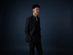 Danny Silvertone signs Major Distribution Agreement