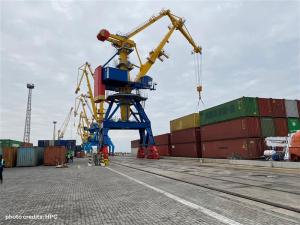 24488157 hpc hamburg port consulting hp