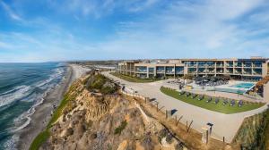 Aerial view of Alila Marea Beach Resort Encinitas perched on coastal bluffs above the Pacific