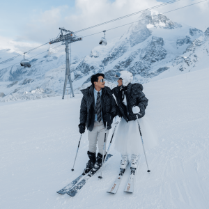 Ski Couple