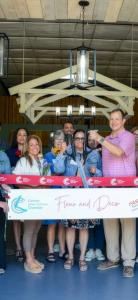 Fleur & Decor ribbon cutting