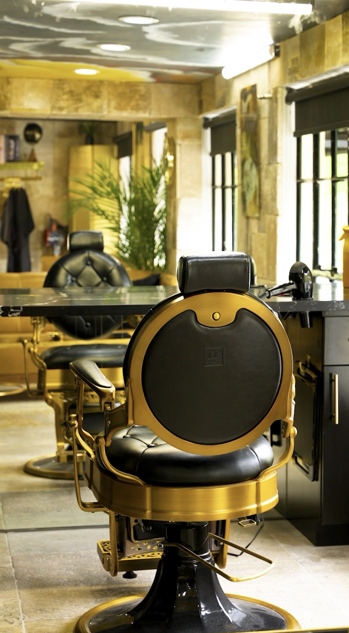 Entourage Barbershop Introduces Hairapy: A Private, Listening-Focused Grooming Experience Trained by Licensed Therapists