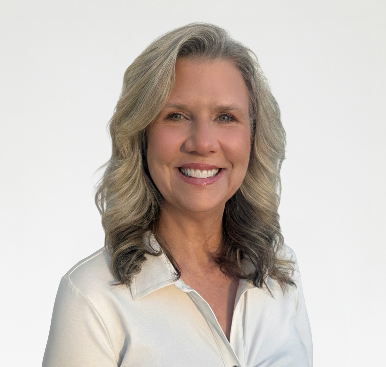 PhoenixTeam Names Laura MacIntyre as Partner, Expanding Leadership for the Next Chapter of Growth