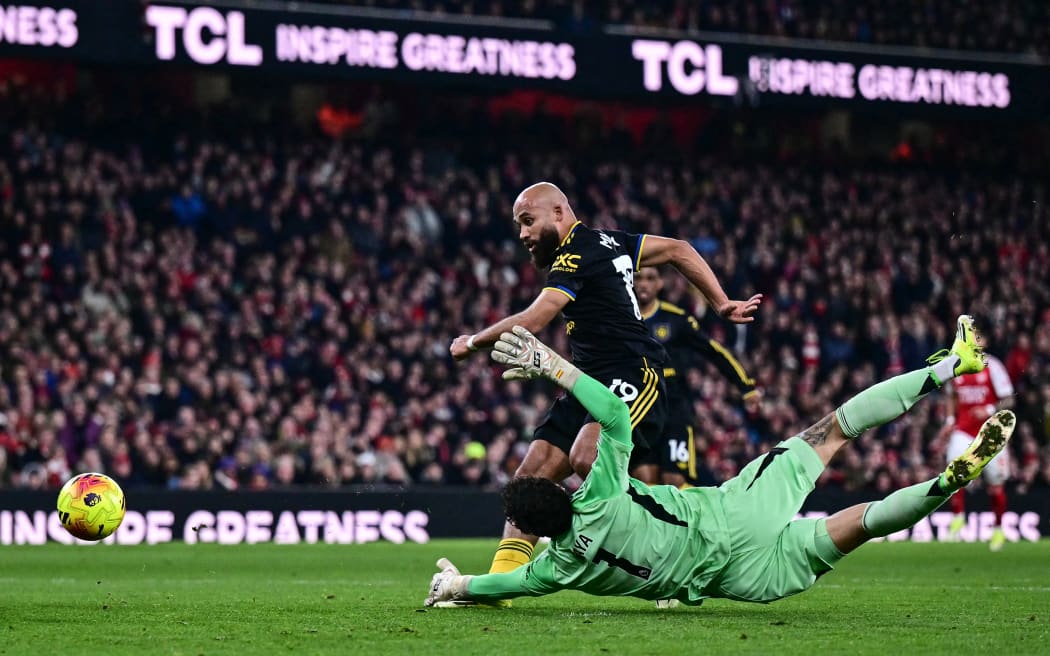 Sports Talk Media Exclusive with Bacary Sagna: Arsenal can win trophies