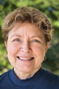 Elizabeth_Lykins_New_feb_26