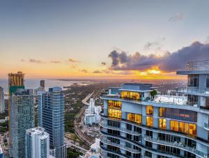 1000 Brickell Plaza, Penthouse 6201, Miami, Florida