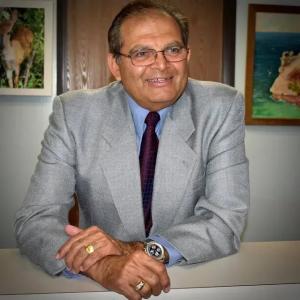 Dr. Ripu Arora, MD, MBA, founder of Arora Pain Clinic.