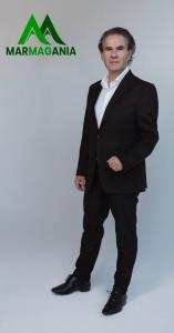 El empresario Martin Guijarro Paz en la sede de MARMAGANIA LLC
