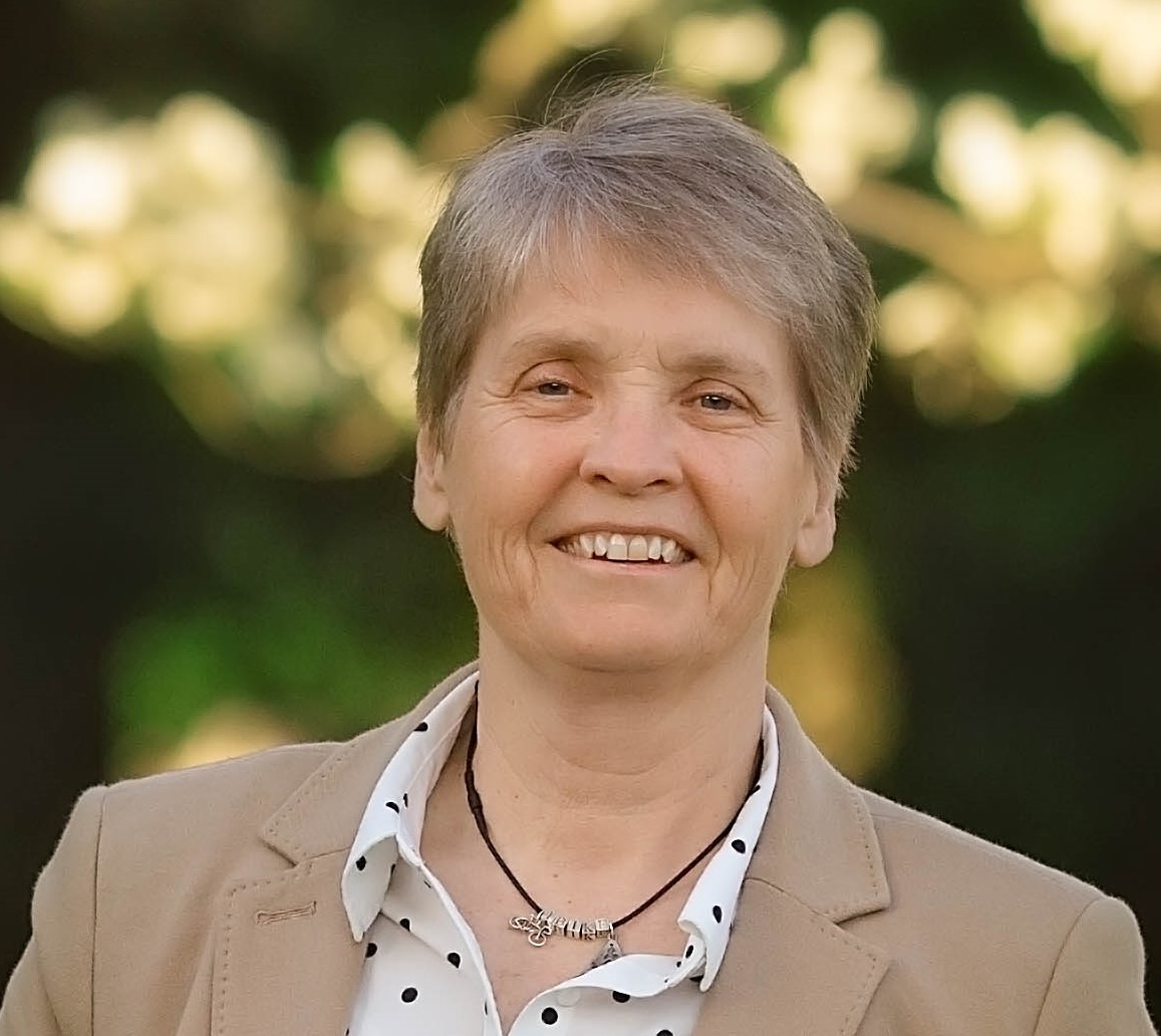 Five Generations, One Workplace: Communication Gaps Fuel Rising Tension Across Today’s Teams