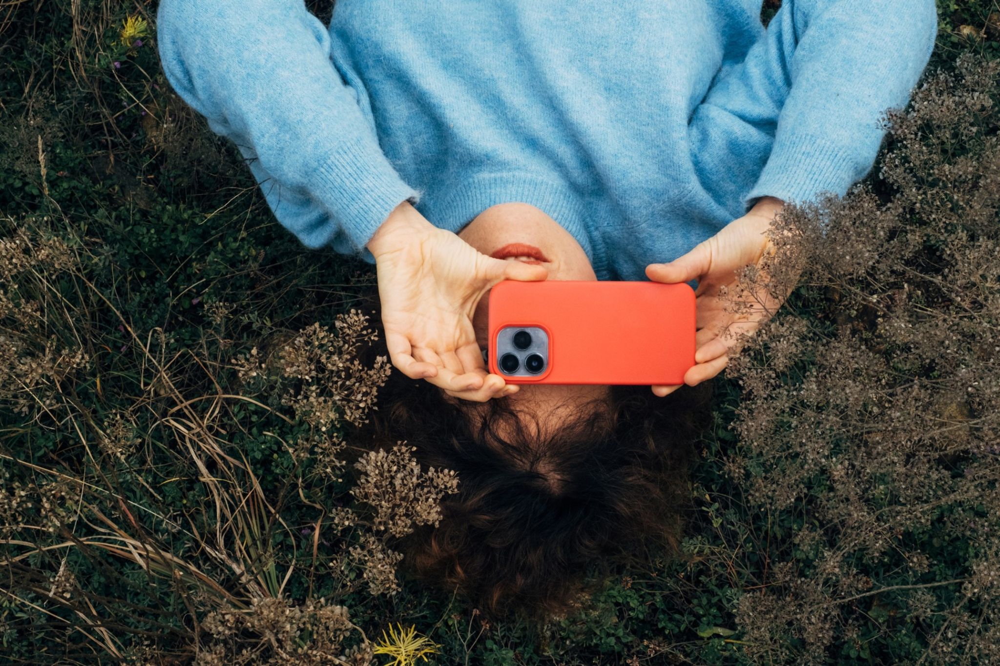 Rise Above Research Forecasts a Global Surge in Photos Captured Driven by Smartphone Growth and AI Innovation