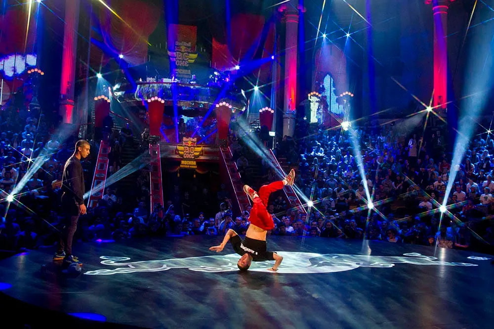 Built for Legacy Venues, Smartstage Applies Hard-Won Experience to Historic and Complex Installation: The Russian Circus