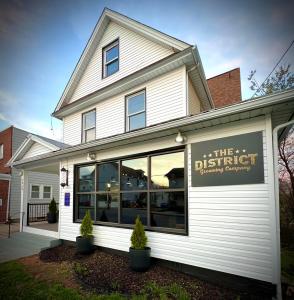 Outside exterior luxury men's grooming shop Mount Rainier, MD