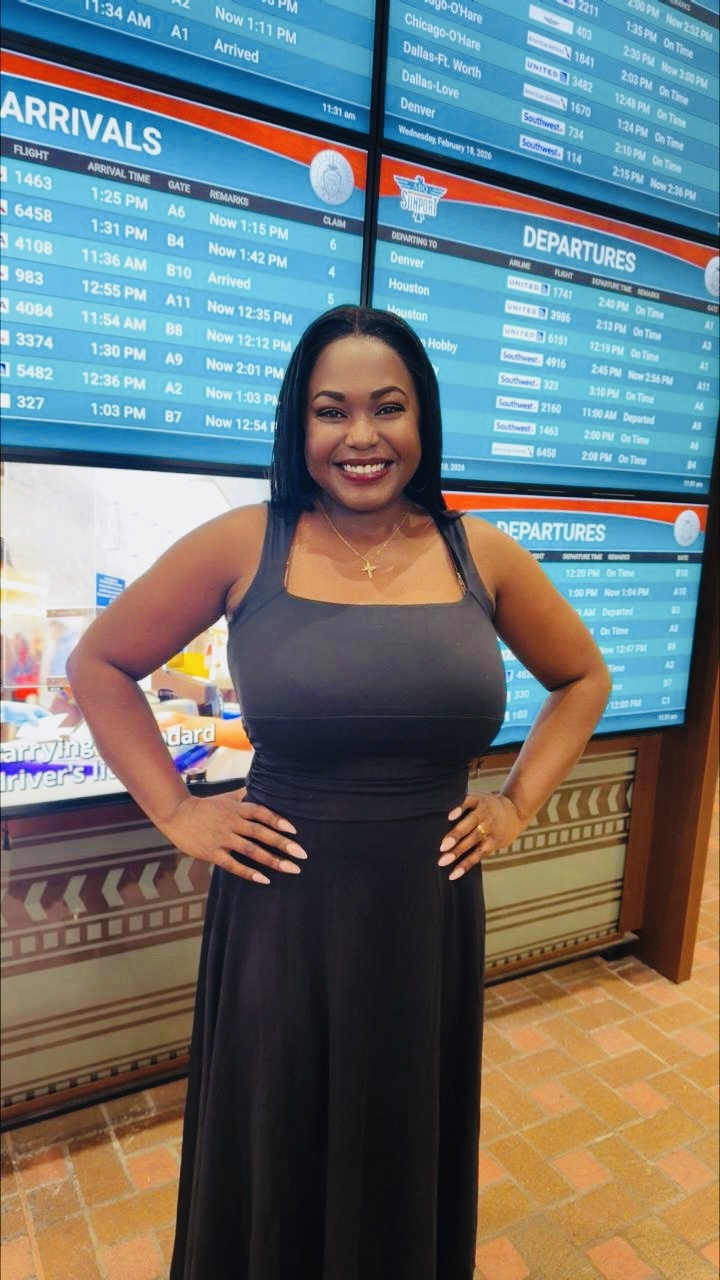 Community Rallies as Kena Wrap Becomes First Black-Owned Brand at Sunport