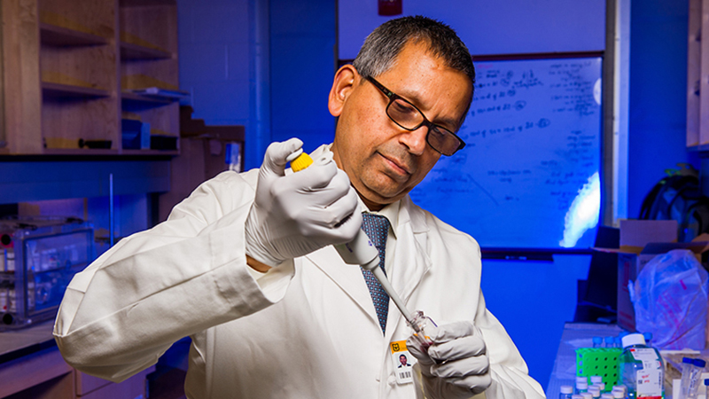 Dr. Kattesh V. Katti selected as Top Innovator of the Year in Healthcare by IAOTP