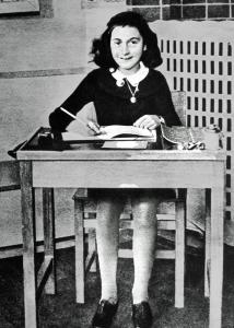 Anne Frank 1942 Alamy 2ATYK81