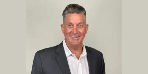 Rev. Steven Golden, Doctor of Divinity, has released "Your True Human Power: Master the Golden Zone: How To Access the Infinite Possibility Of The Divine Source Within You," a spiritual guide that merges ancient wisdom with quantum science principles to help readers transform their lives Your True Human Power | Rev. Steven Golden, Doctor of Divinity