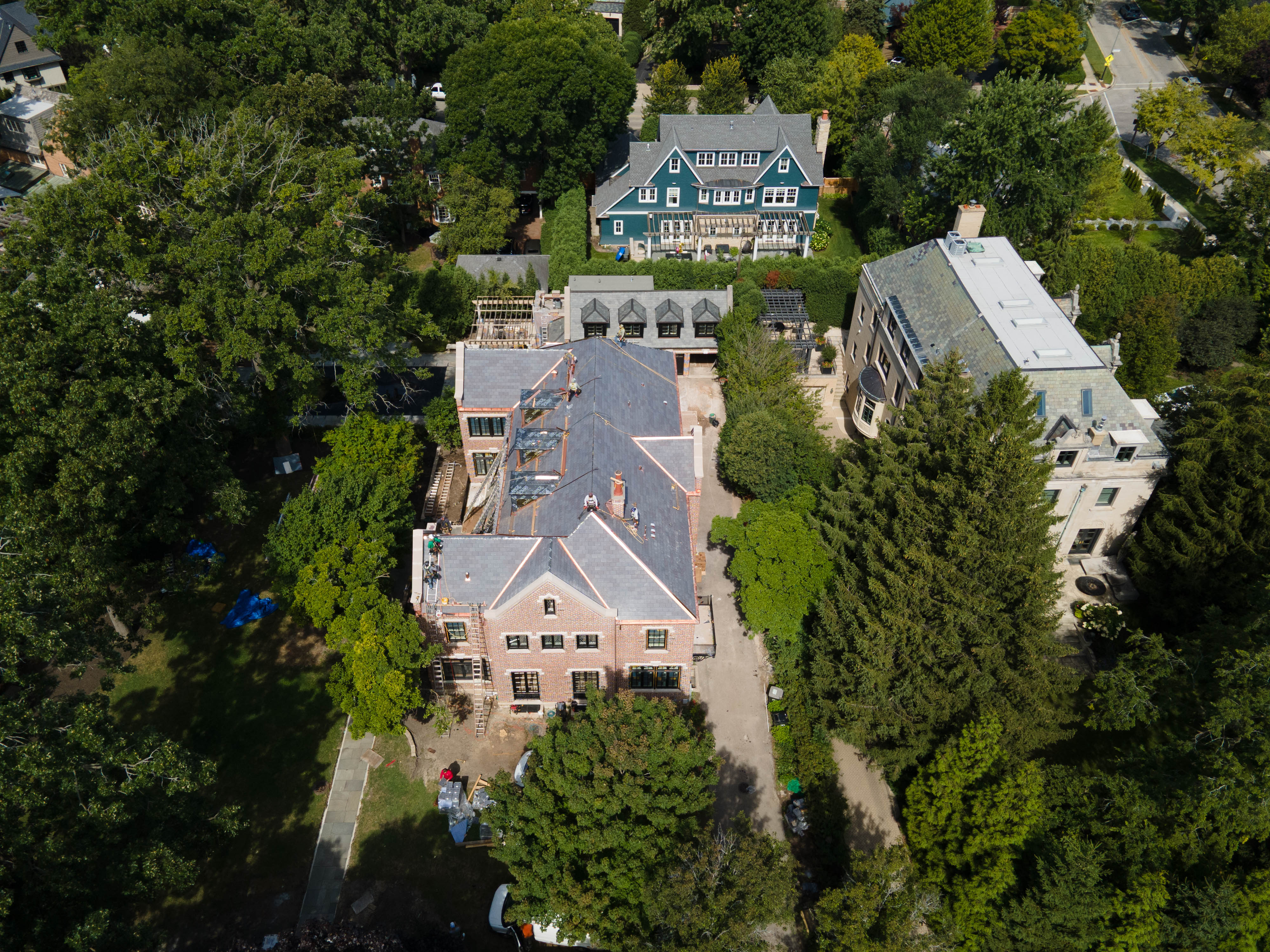 Boutique Roofing Firm Wolf Development Sets New Standard for Certified Luxury Roof Installations