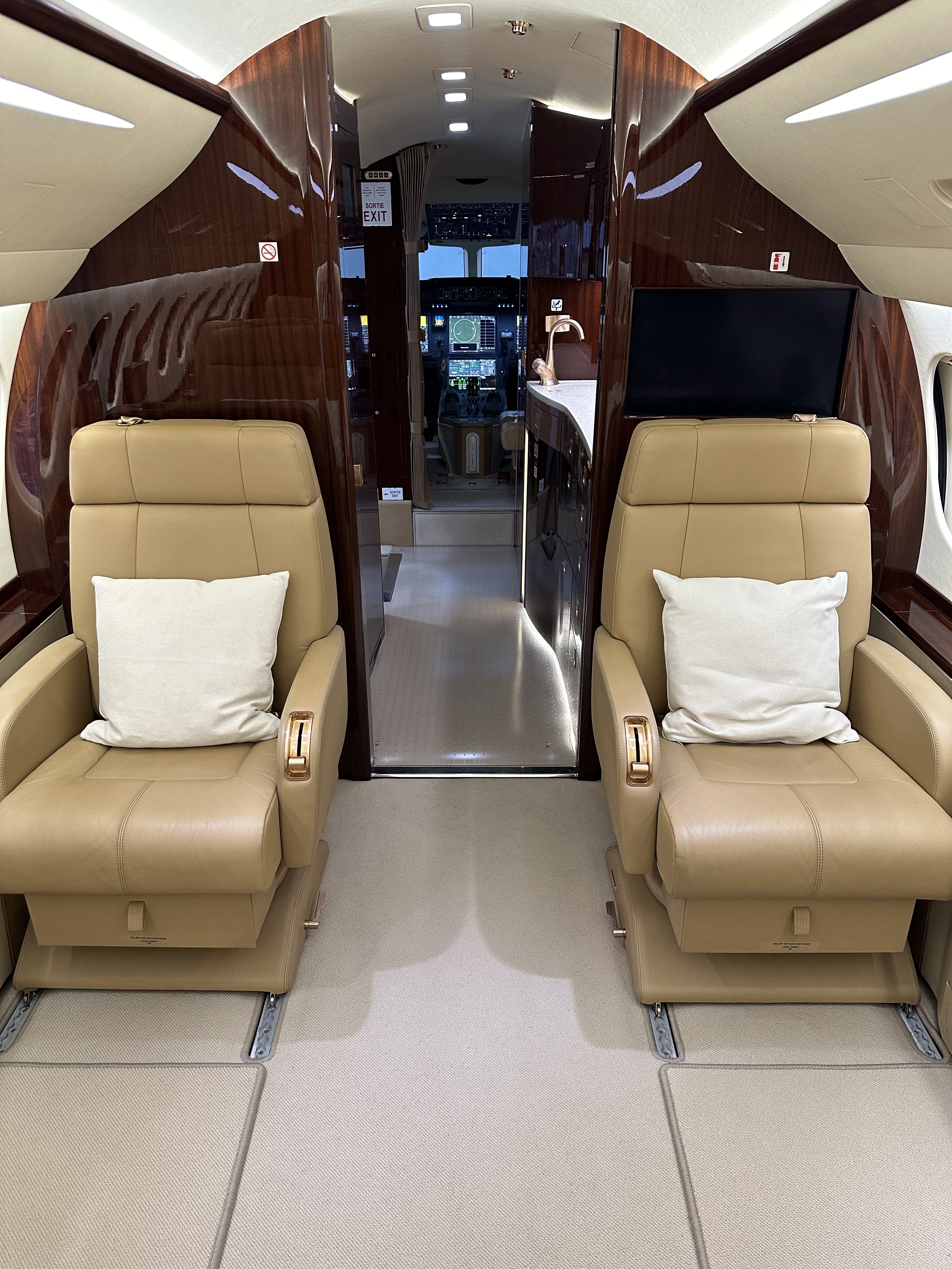 EmptyLegFinder.aero Records 400% Subscriber Growth in First Week, Confirming Demand for Dedicated Empty Leg Marketplace