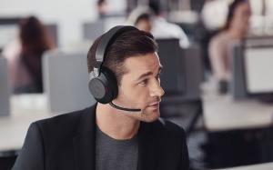 wireless noise cancelling headphones