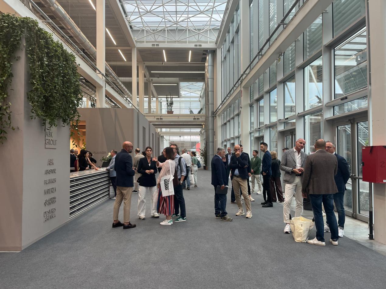 China Sintered Stone Factory Direct Export vs European Suppliers at CERSAIE: Cost, Quality & Carbon Footprint Compared