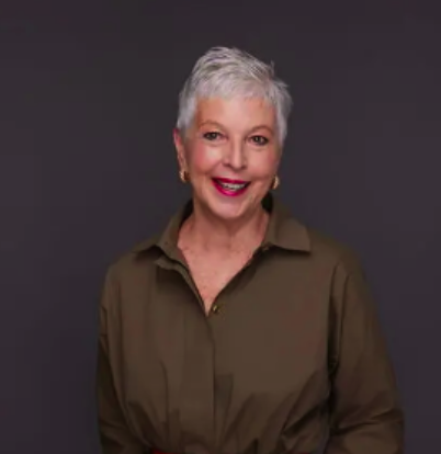 Influential Women Highlights Hilary Ware: Guiding Organizations, Leaders, and Individuals Through Growth