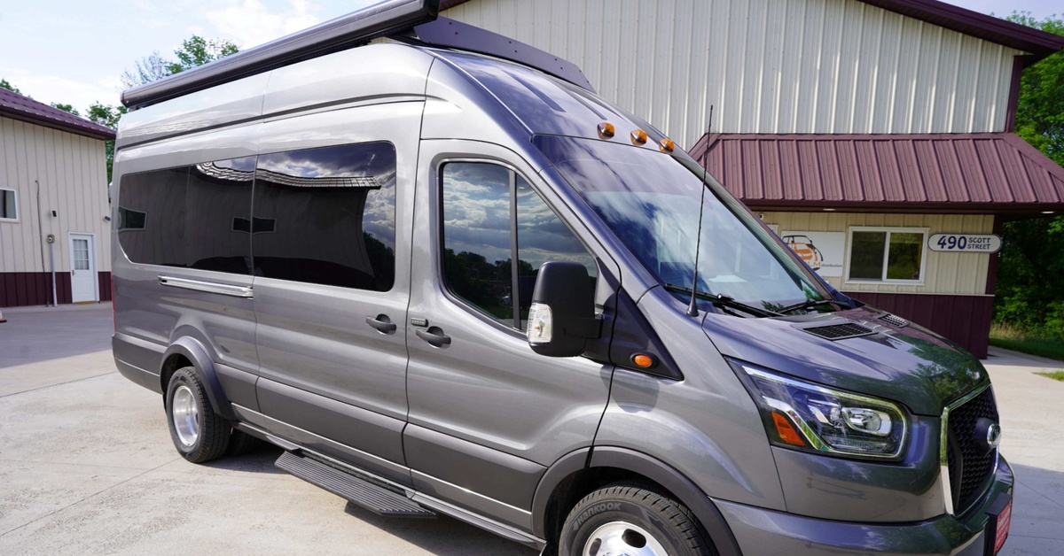 DLM-Distribution Highlights Simplified Engineering with the Mini-T HR Campervan